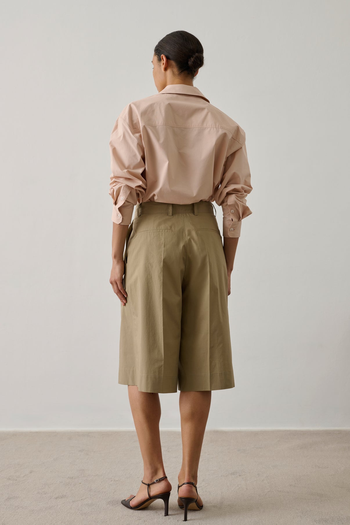 Imogen Bermuda shorts - Sand - Cotton - Women vue 2